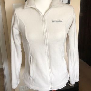 Columbia zipper sweater